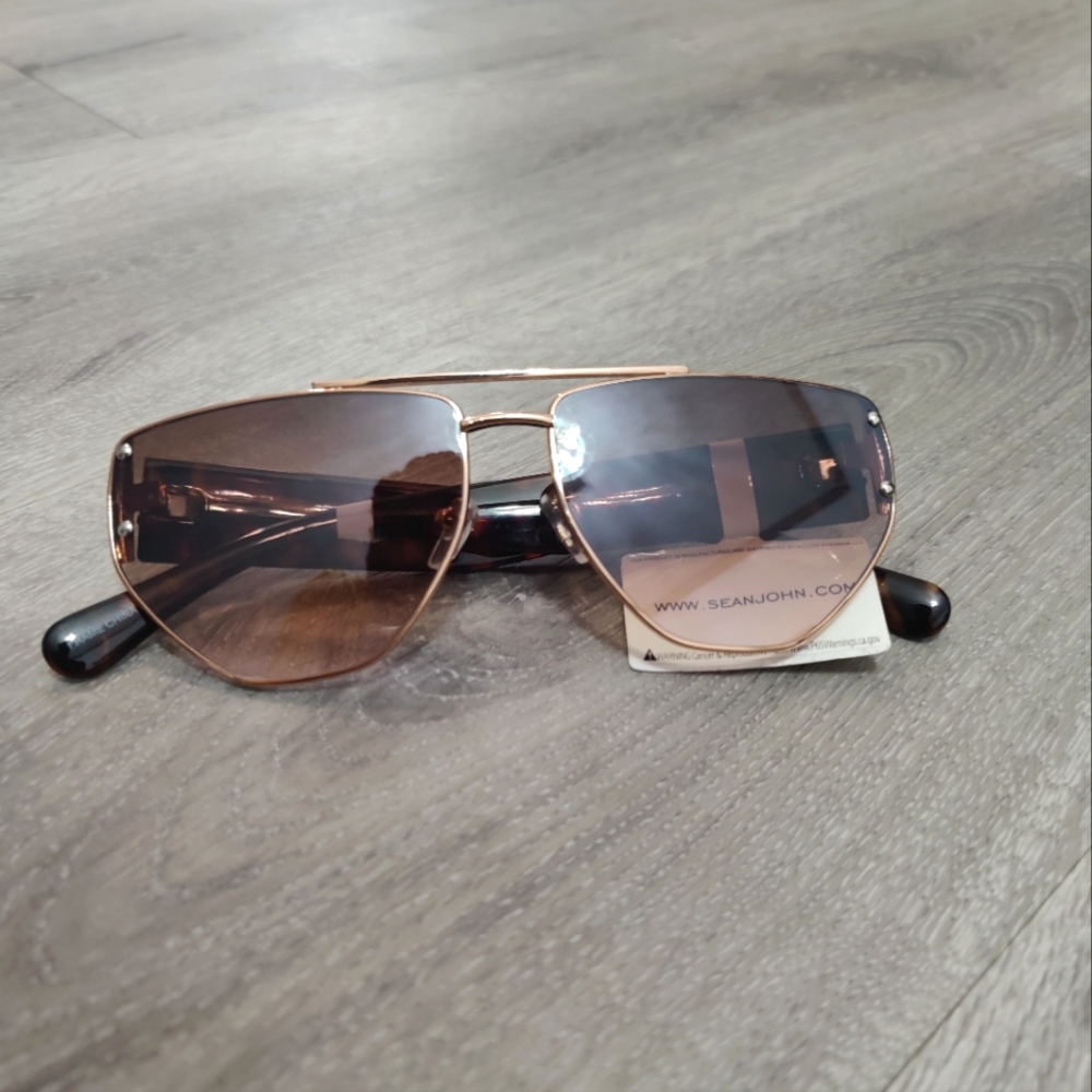 NWT Sean John Angular Animal Print Sunglasses